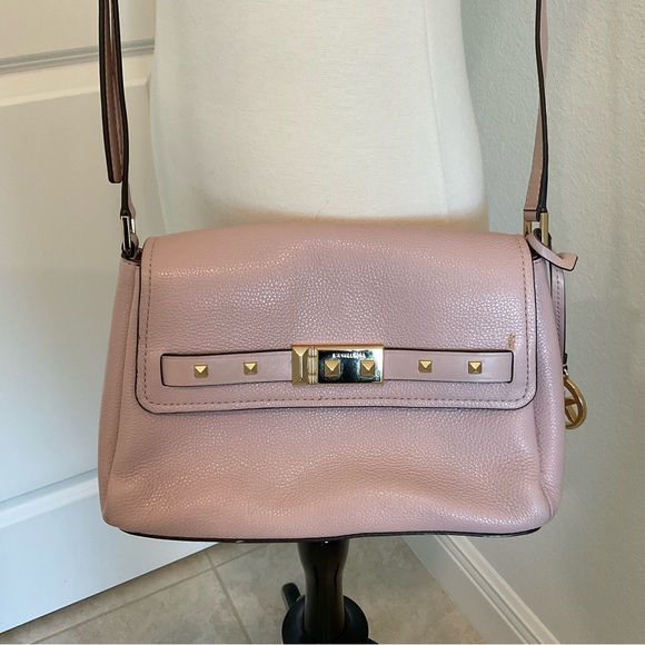Michael Michael Kors Crossbody Addison small messenger bag In blossom - Picture 3 of 15